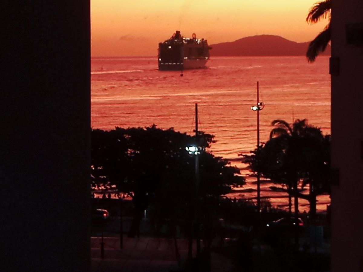 Apartment Ponta Da Amplo 3dorm 3ban Frente Ao Mar